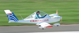 Illustration for article titled Airbus E-Fan Flies Across English Channel, So Does Home-Built Kit Plane